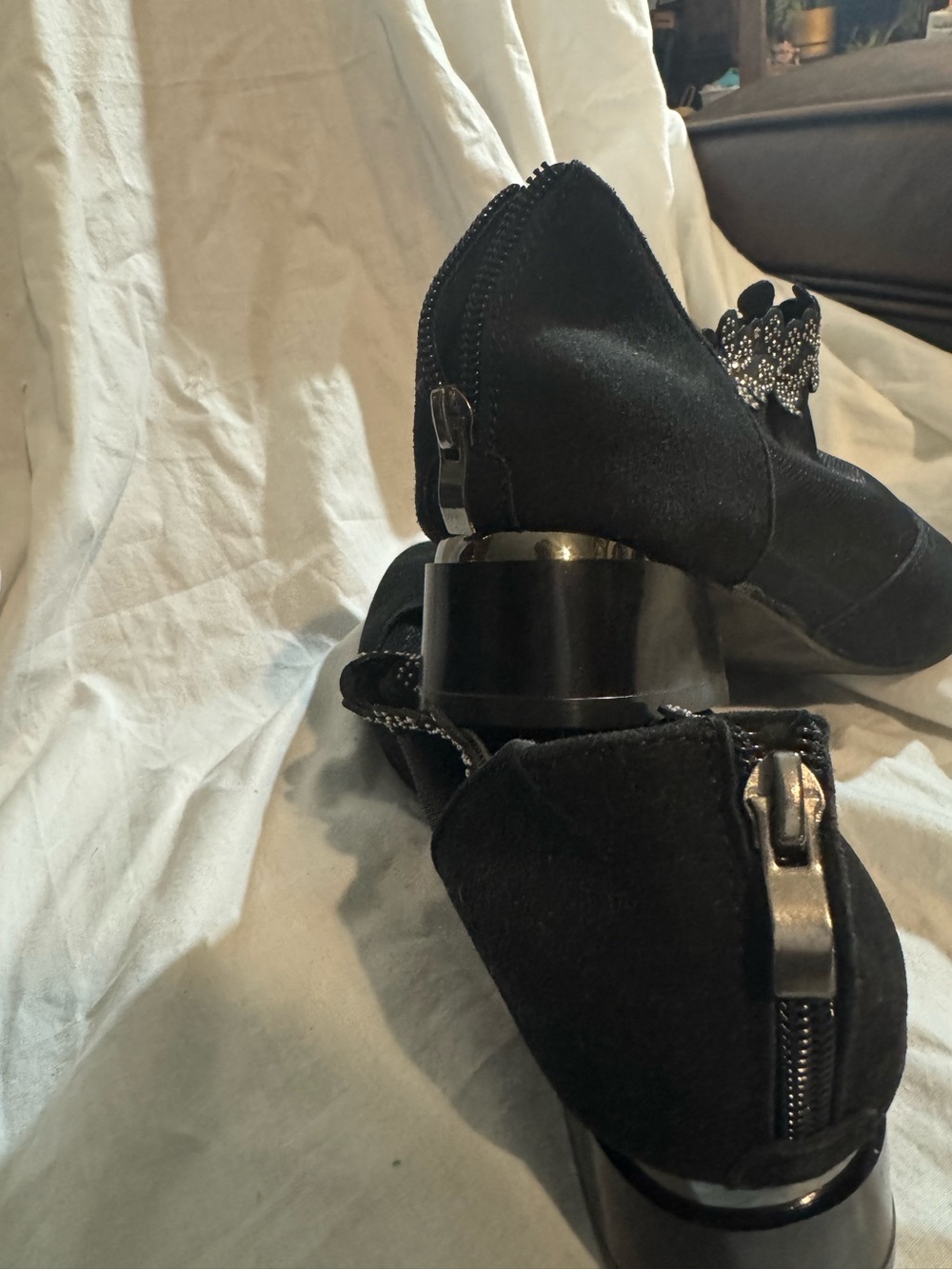 Black Velvet low Heeled Lady Dress shoe with Decorative Accent 40 or 9 USA.